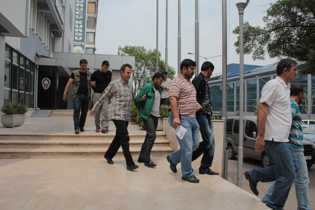 Sahte Hakim ve Polis Çetesi Çökertildi