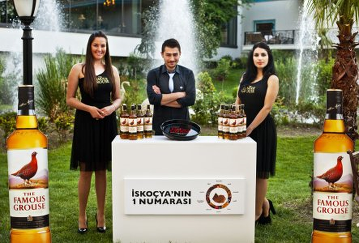 "Sınırları Aşanlar"