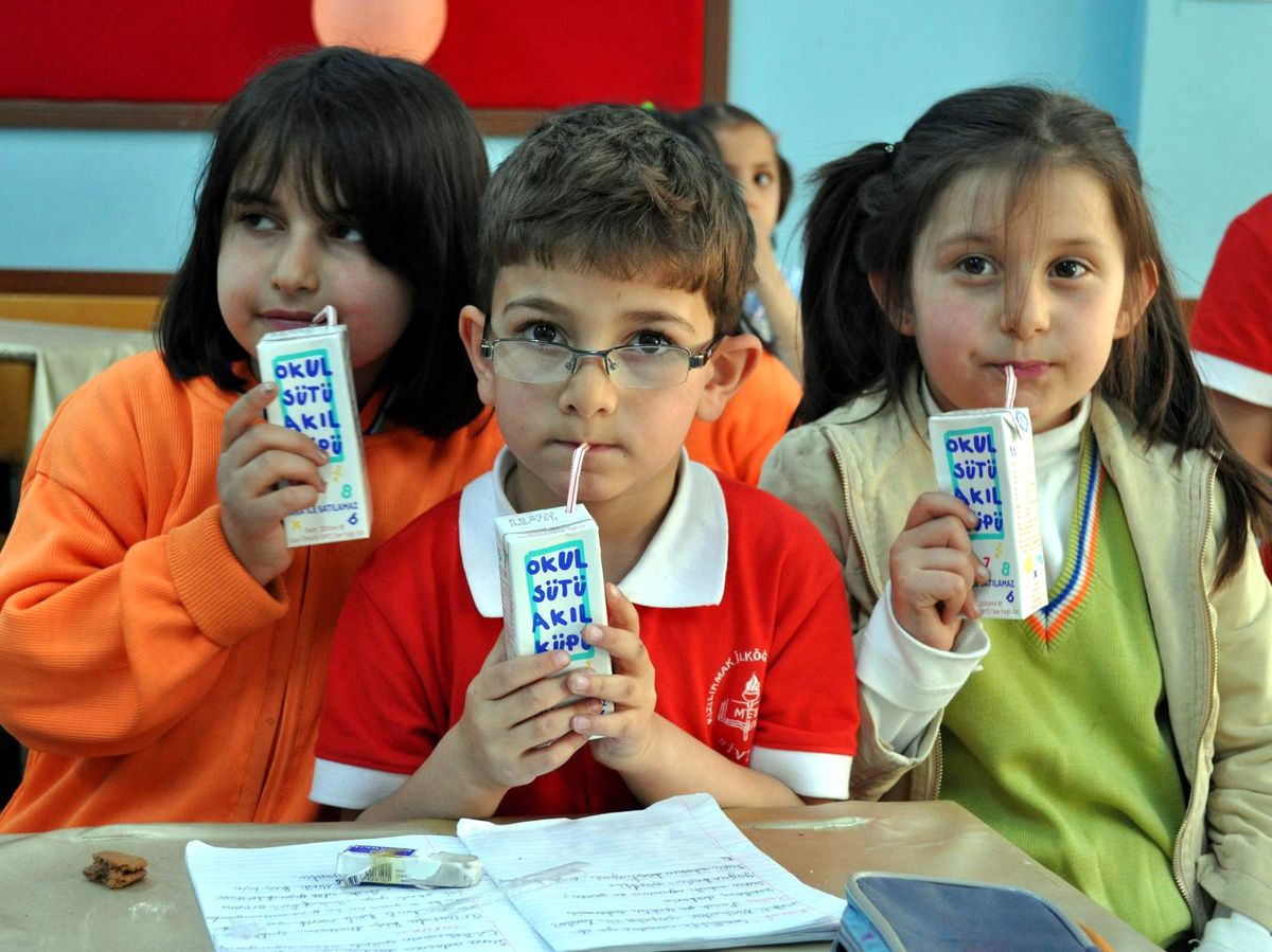 Sivas\'ta Süt Dağıtımı Yeniden Başladı