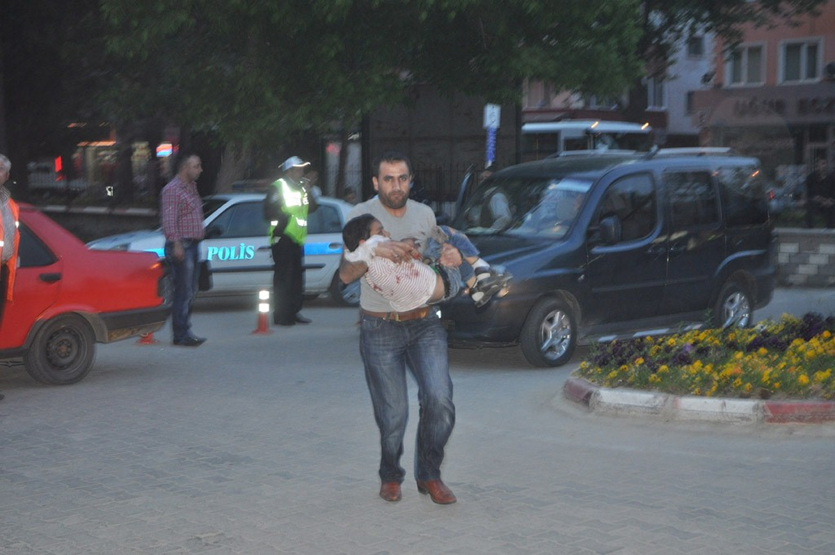 Sürgülü Kapı Hayatını Karartıyordu