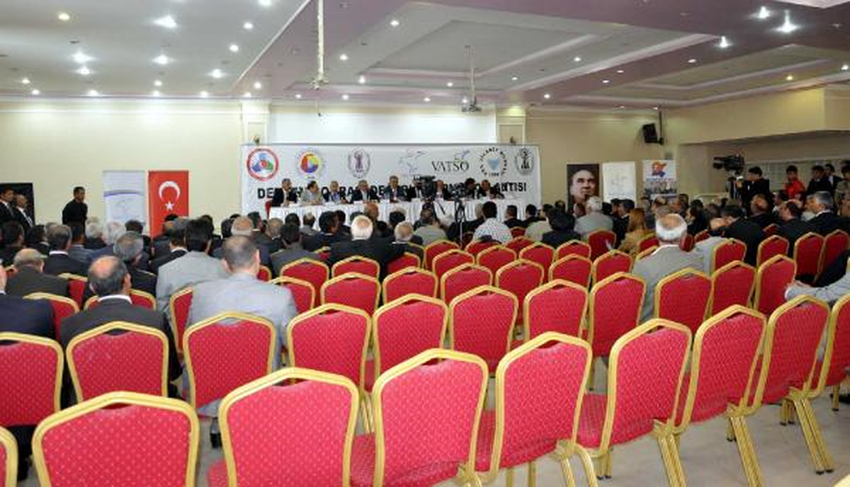 Trenlerın Geçişini Kolaylaştırılacak İlk X-Ray Van'a Kuruluyor