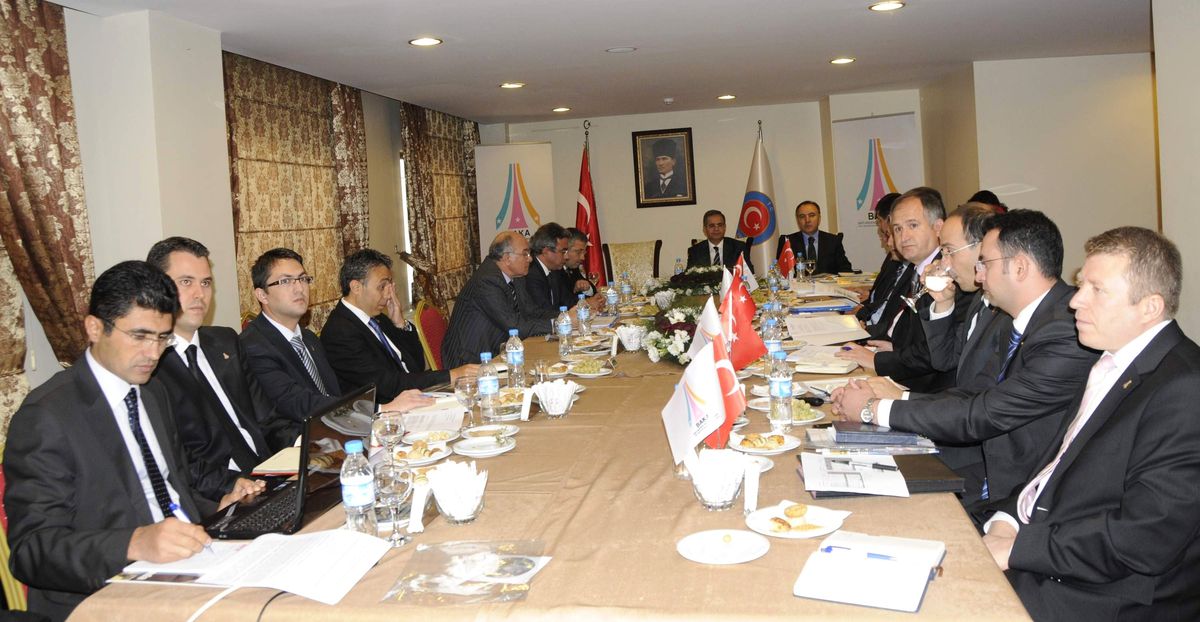 Vali Altıparmak Gül Fuarı İçin Japonya'ya Gitti