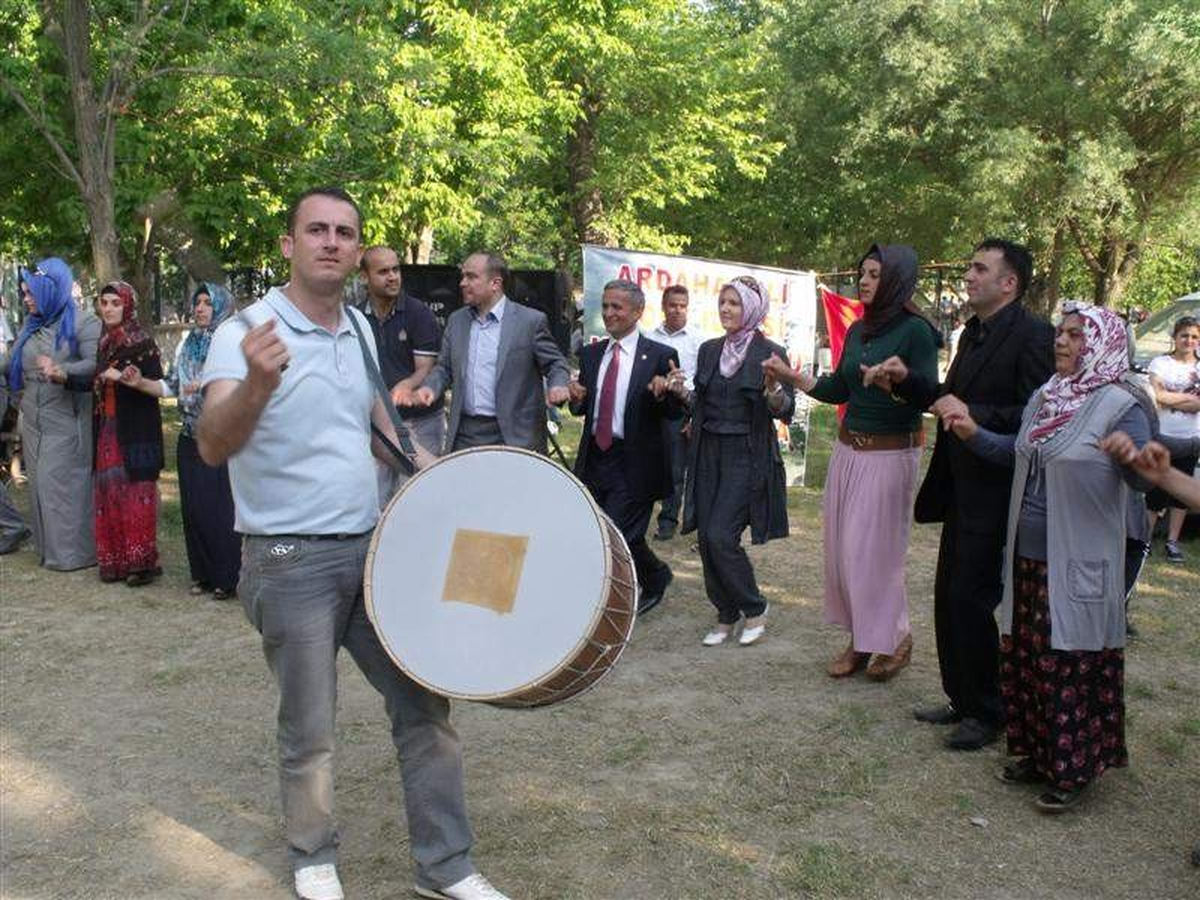 AK Parti Manisa Milletvekili Muzaffer Yurttaş Açıklaması