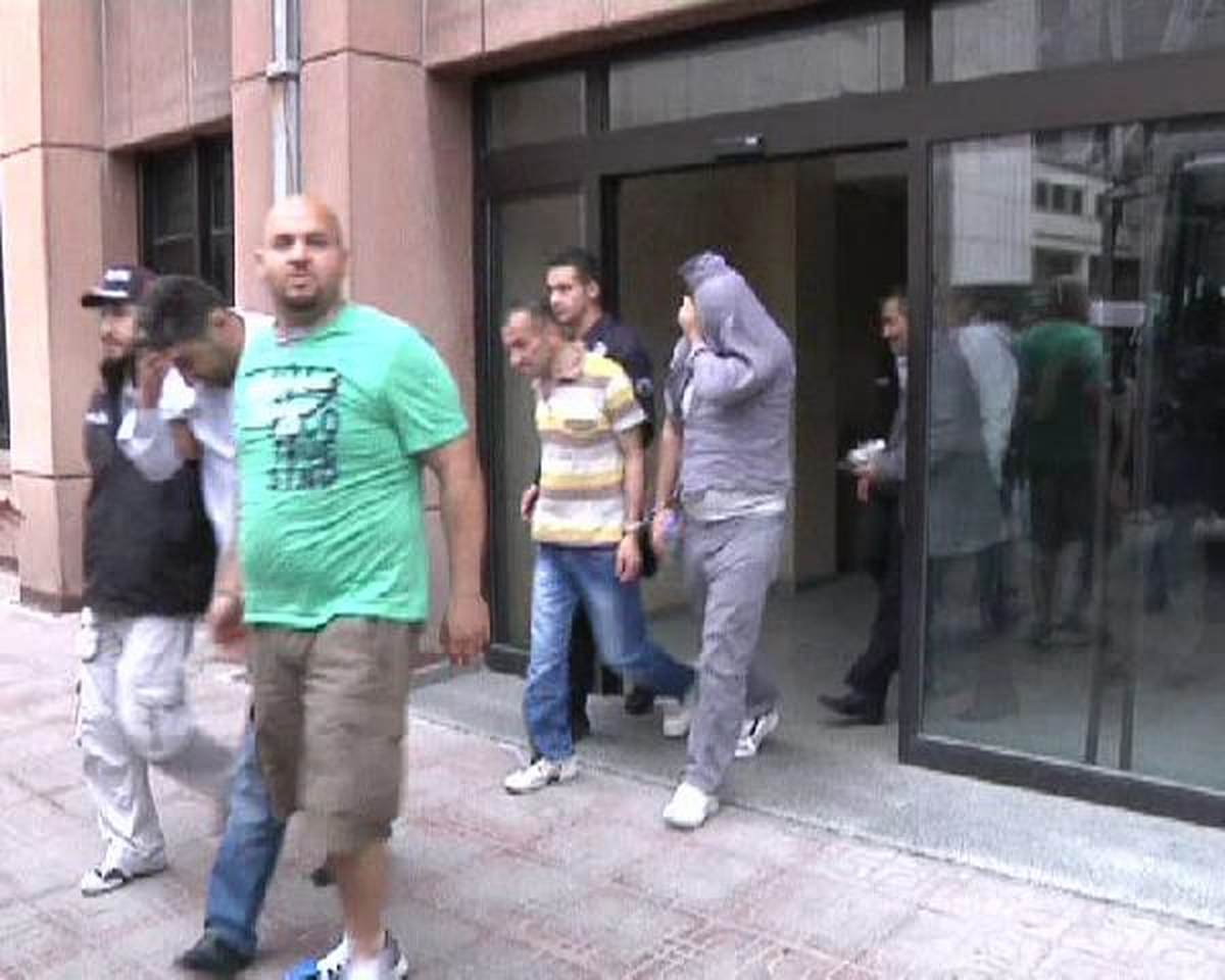 Almanlara "Türk İşi" Dolandırıcılık / Gözaltına Alınanlardan 23\'ü Daha Adliyeye Sevk Edildi