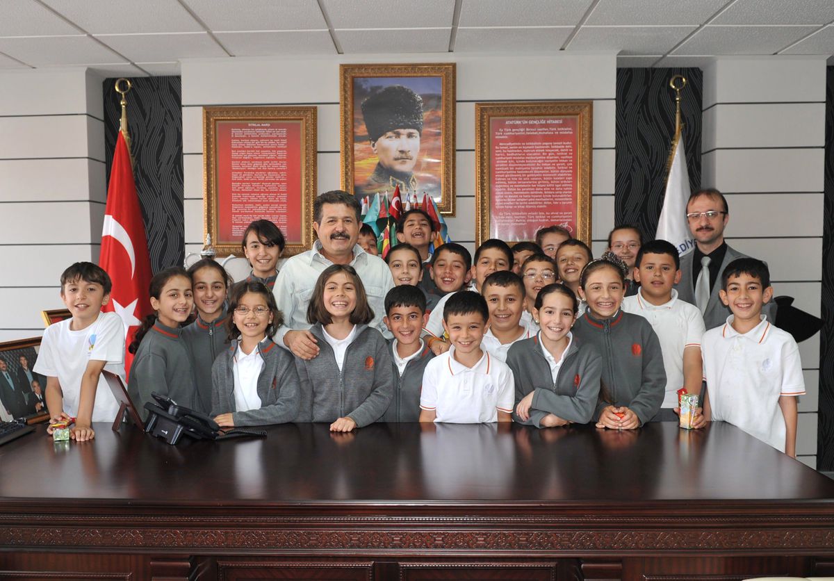 Başkan Berberoğlu'na Miniklerden Ziyaret