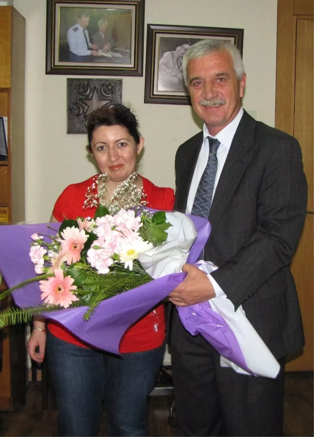 Birgi Efe Özel Eğitim ve Rehabilitasyon Merkezi Öğrencilerinden Ödemiş Belediye Başkanı Keskin\'e...