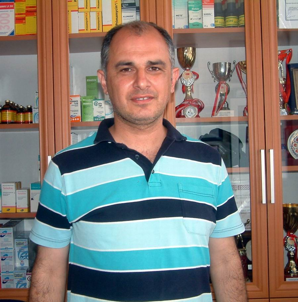 Burhaniye\'de Voleybol Turnuvası