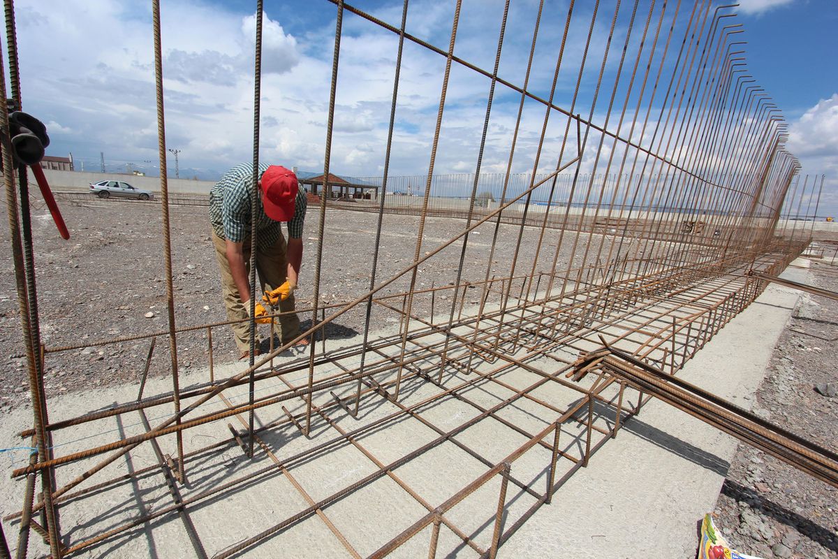 Büyükşehir Belediyesi, Hurdacılar Sitesi\'ndeki İnşaat Çalışmalarına Hız Verdi