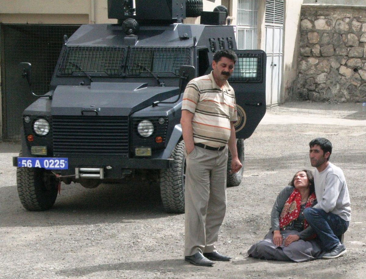Çatışmada Ölü Ele Geçirilen Teröristin Cenazesi Ailesine Teslim Edildi