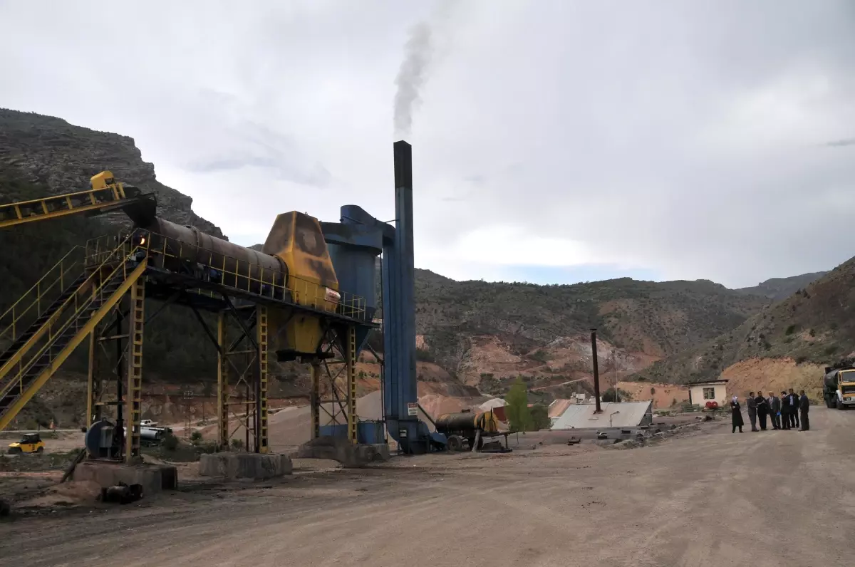 Gümüşhane'de Asfalt Sezonu Başlıyor