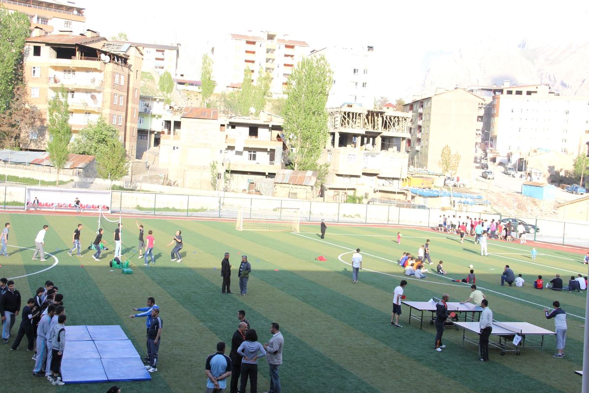 Hakkari\'de "Koşabiliyorken Koş" Projesi Start Aldı
