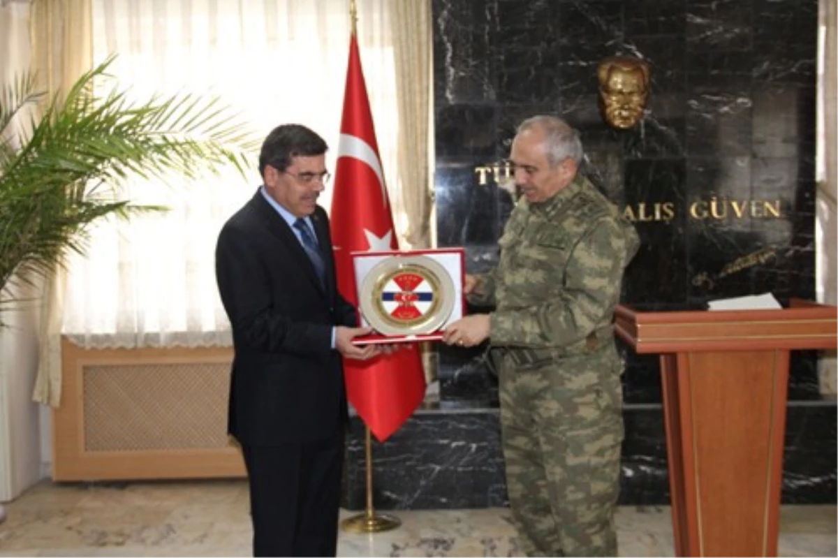 Jandarma Genel Komutanı Orgeneral Kalyoncu Bitlis\'te
