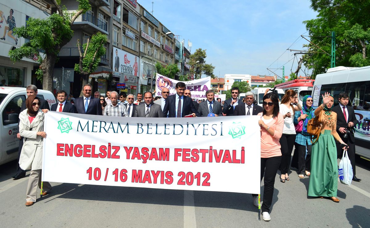 Konya'da Engelsiz Yaşam Festivali Başladı