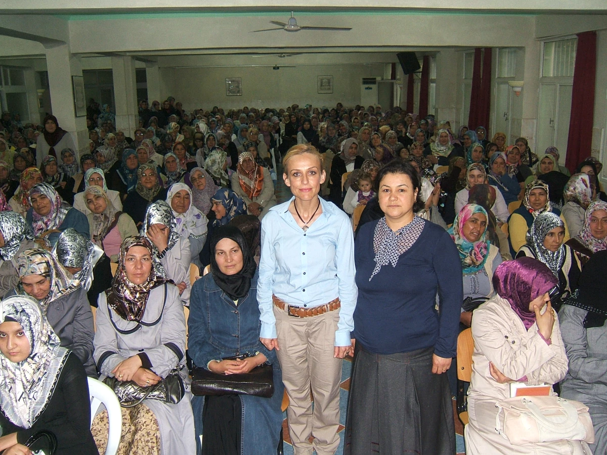 Kozan'da 'Kadın Sağlığı ve Meme Kanseri' Semineri