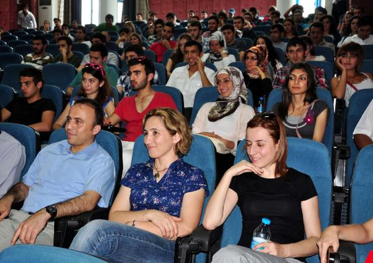 Kuddusi Müftüoğlu: Kadınların Küfürlerine Alışmamışım