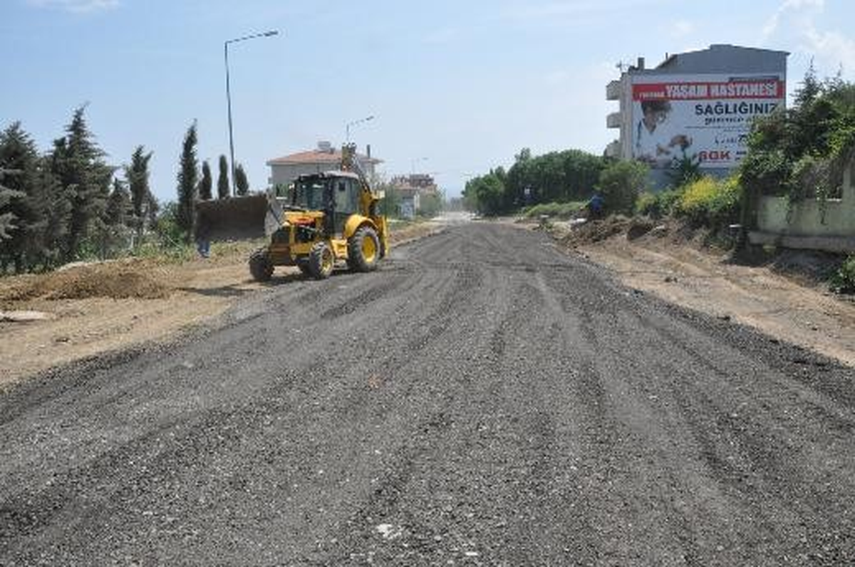 Muratlı Caddesi'nde İyileştirme Çalışması Yapıldı