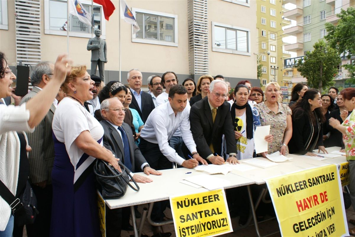 'Nükleere Hayır' İmza Kampanyası