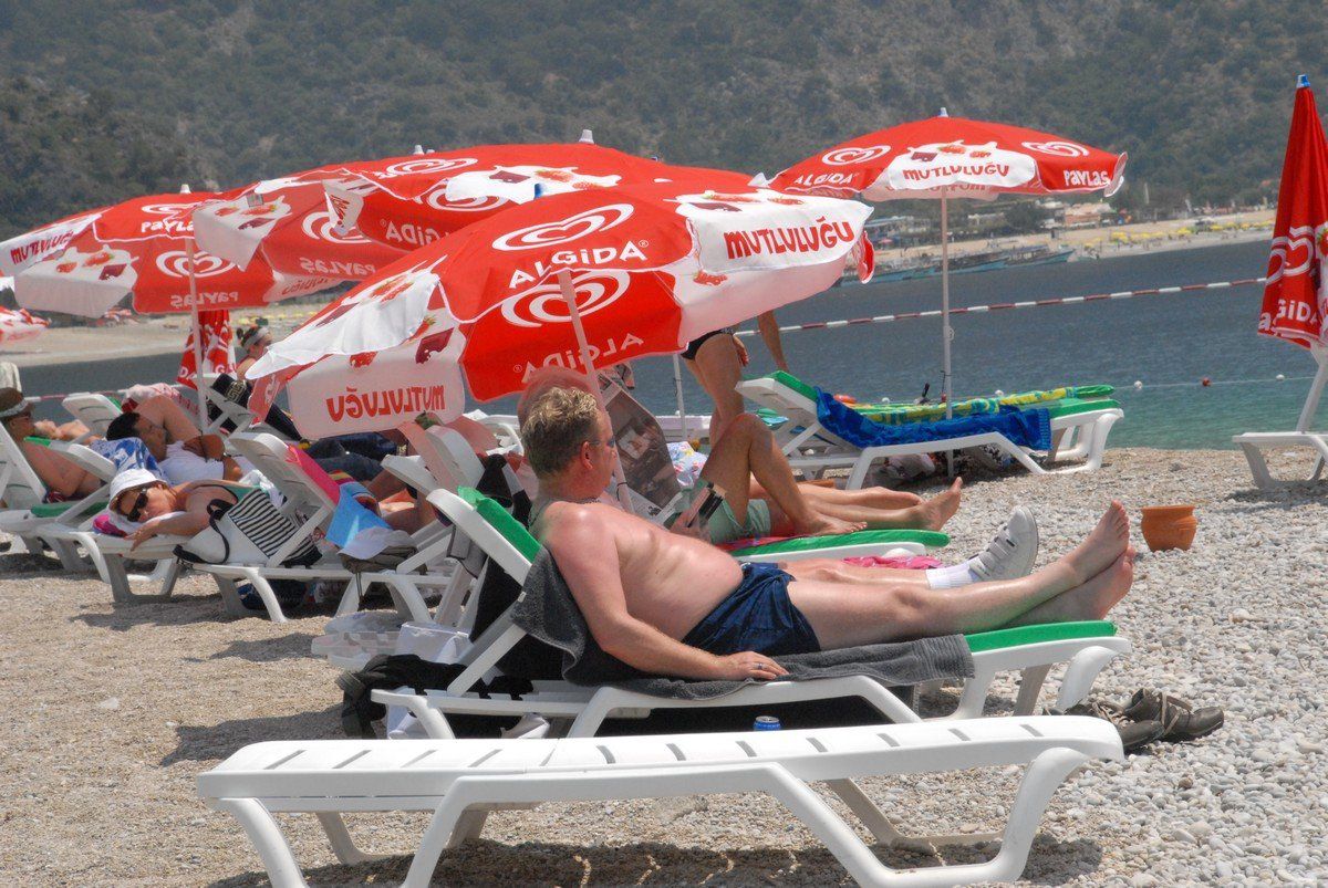 Ölüdeniz Plajları Şenlendi