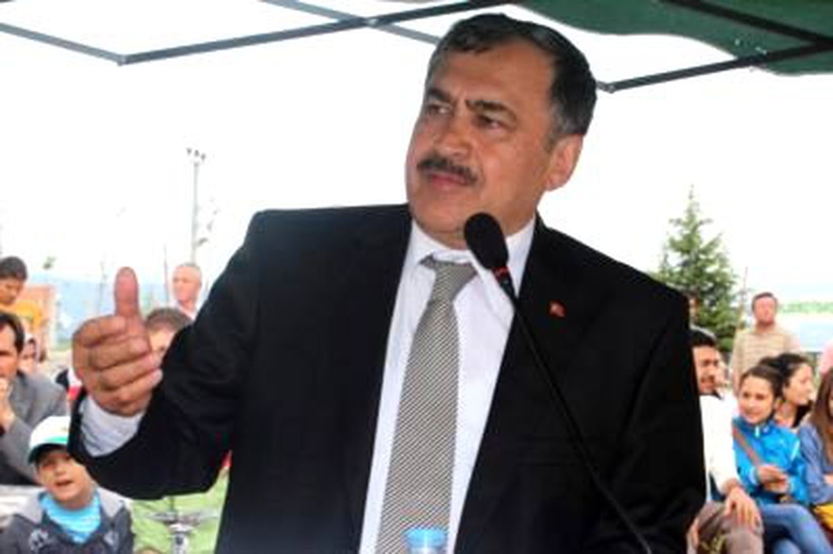 Orman ve Su İşleri Bakanı Veysel Eroğlu, "Başkanlık Sisteminde mi Yoksa Mevcut Sistemde mi Daha...