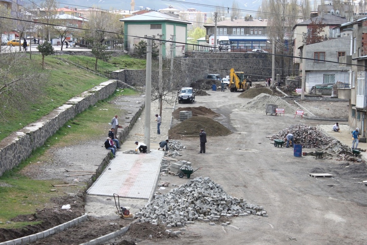 Palandöken Belediyesi Yaz Çalışmalarına Ertuğrul Gazi\'den Start Verdi…