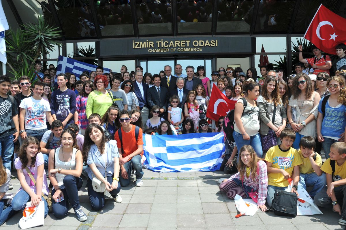 Sakızlı Çocuklardan İzmir\'de Dostluk Turu