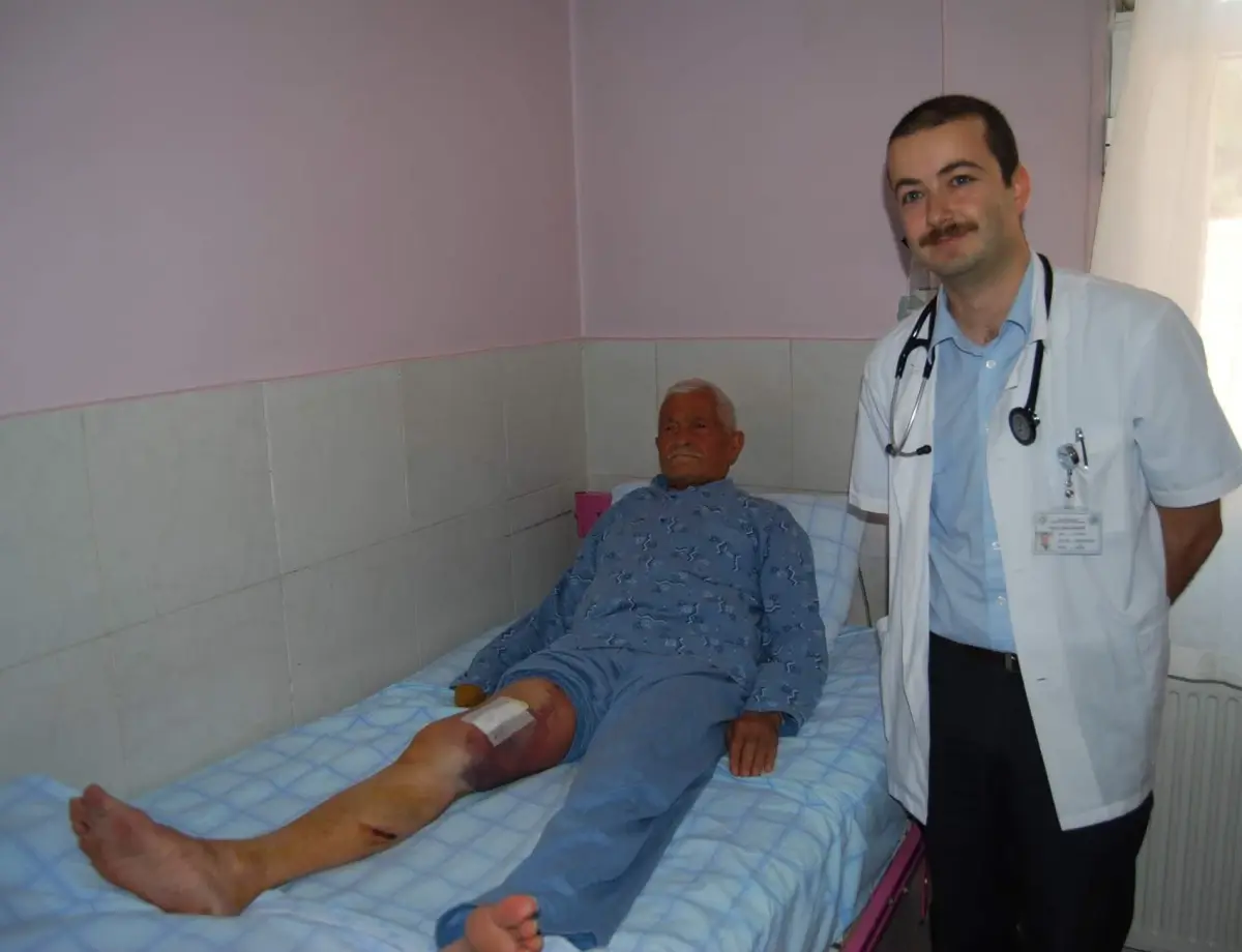 Turgutlu\'da İlk Kez Hastaya Yapay Damar Takıldı