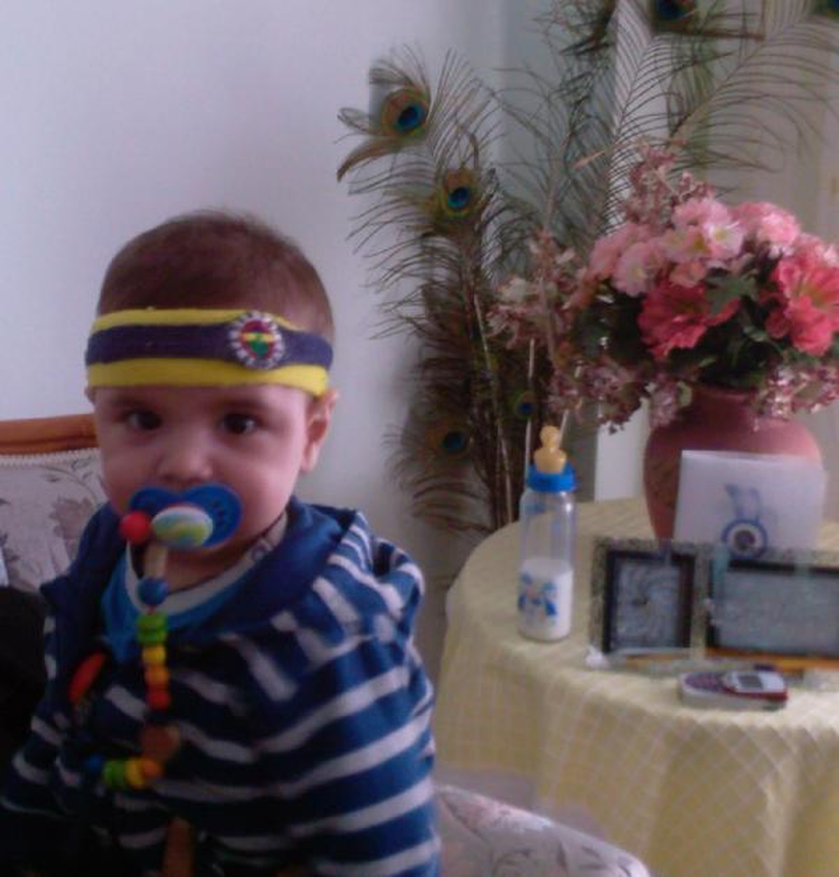 Yatağa Bağlı Minik Eymen\'in Dramı