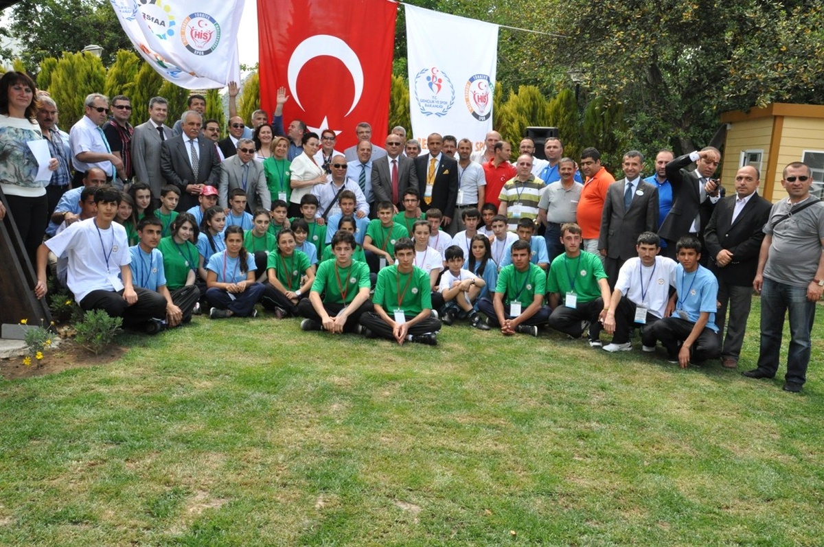 2. Balkan Spor Festivali Bitez'de Başladı
