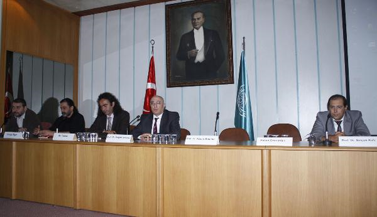 AK Parti'li Çavuşoğlu: Demokratikleşme Hareketi Sürdürülebilir Olmalı