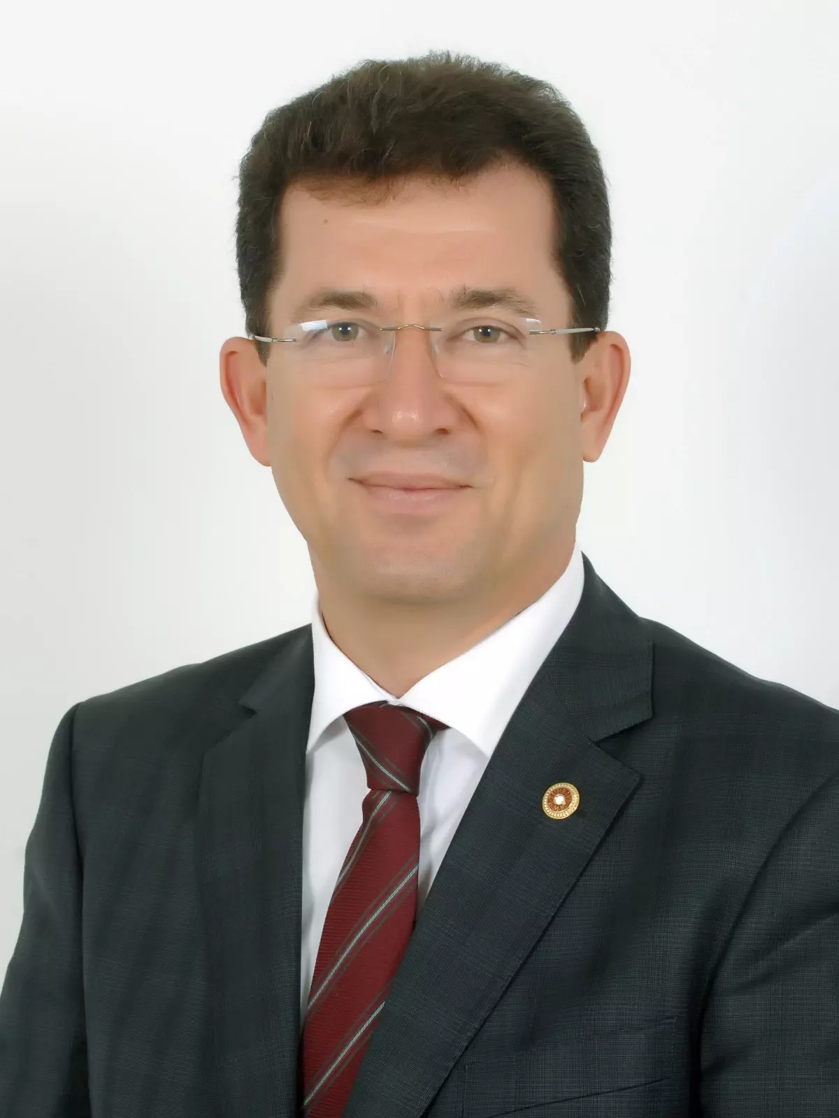 AK Parti\'li Kılınç Engellileri Unutmadı