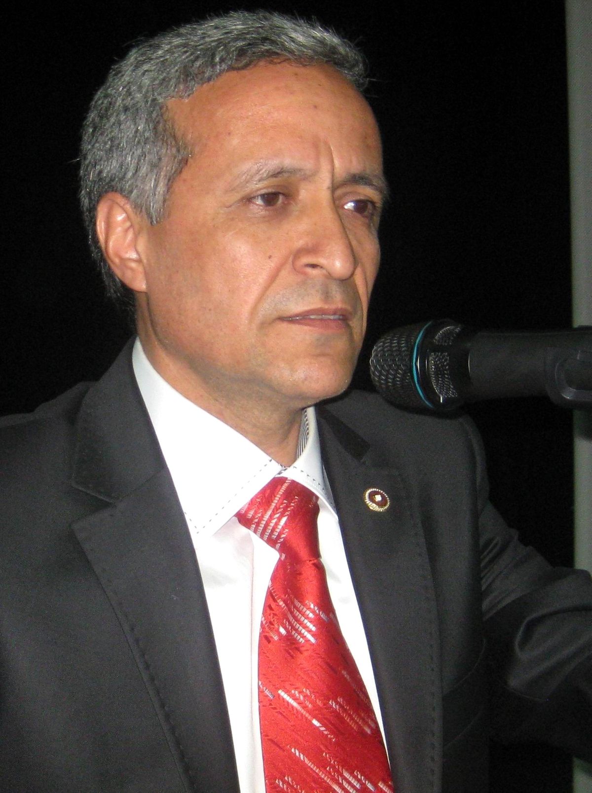 AK Parti Manisa Milletvekili Muzaffer Yurttaş