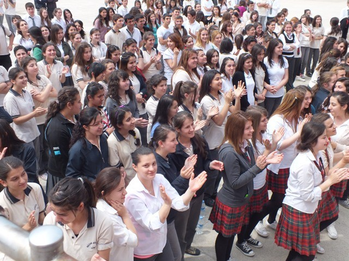 Atatürk Lisesi\'nden Şarkı Yarışması