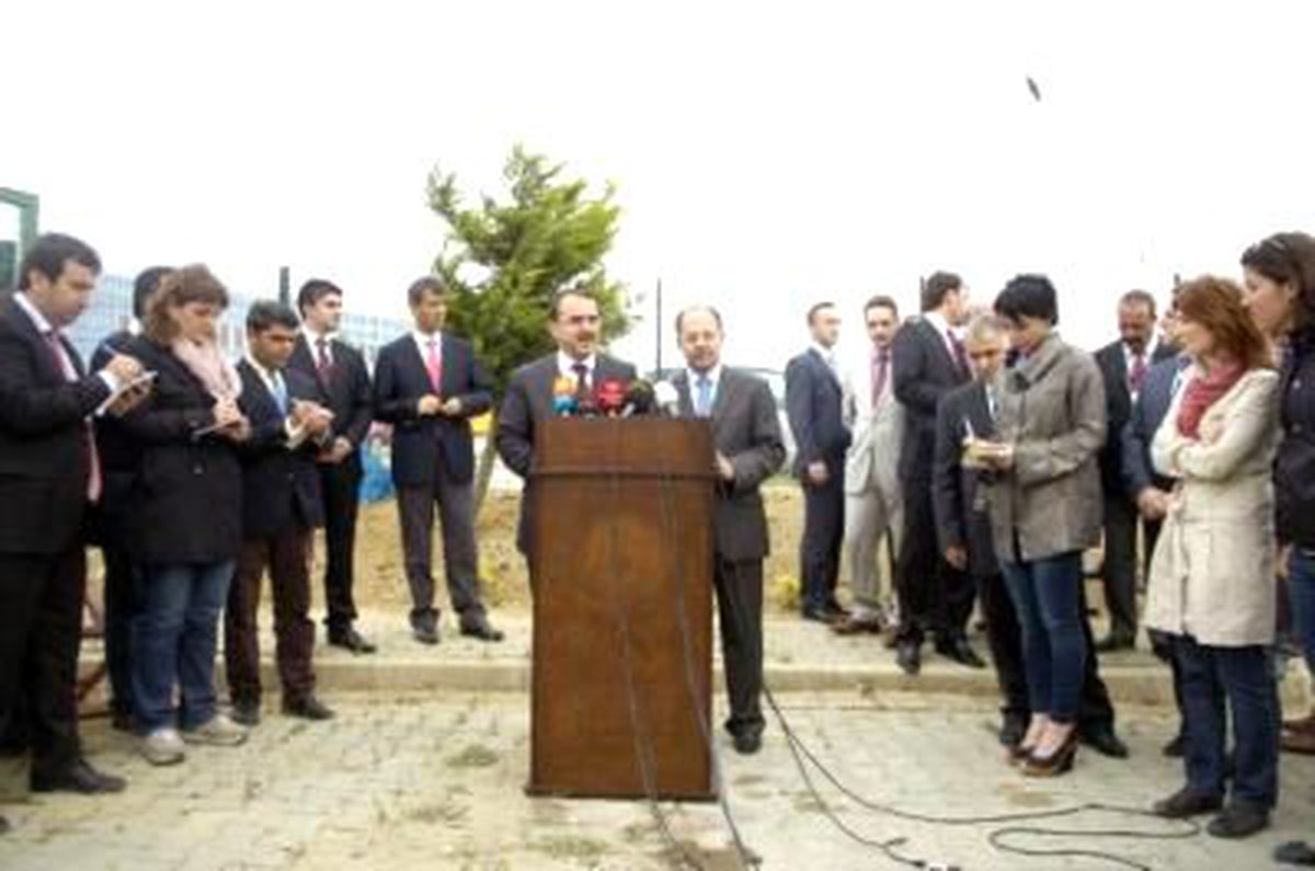 Bakanlar Ergin ve Akdağ İstanbul\'da