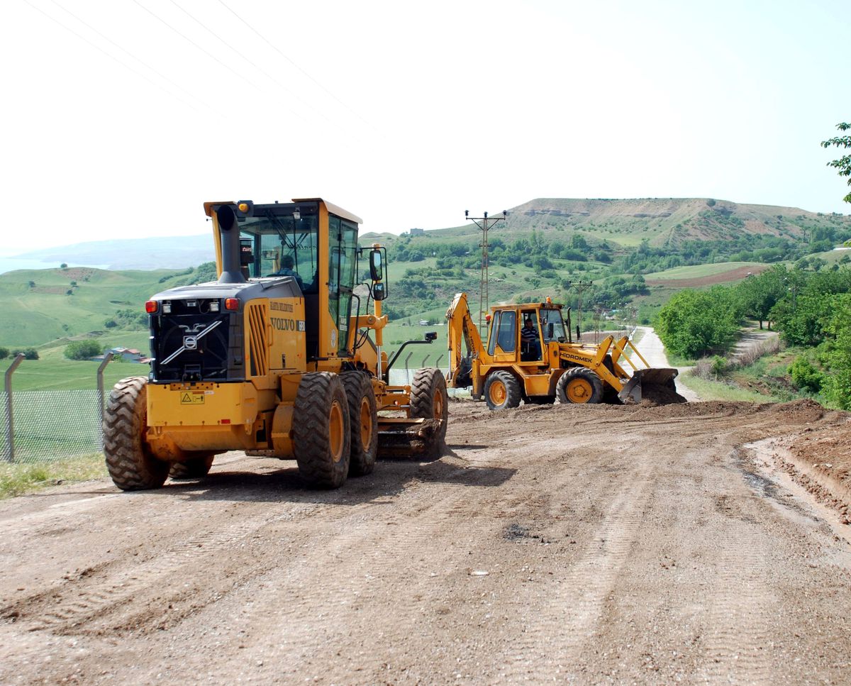 Baraj Yolunda Çalışmalara Yeniden Başlandı