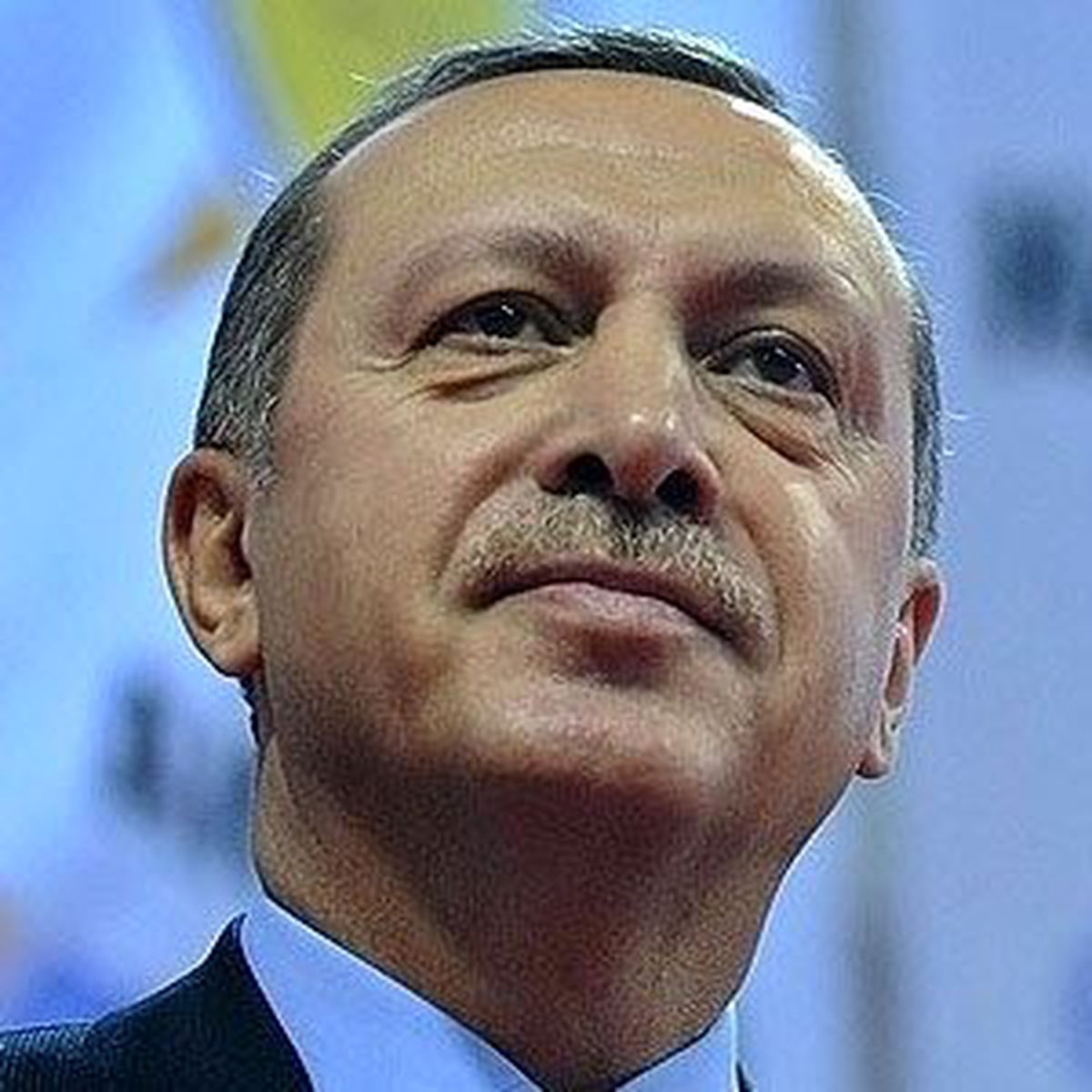 Başbakan Erdoğan\'dan Hollande\'e Kutlama