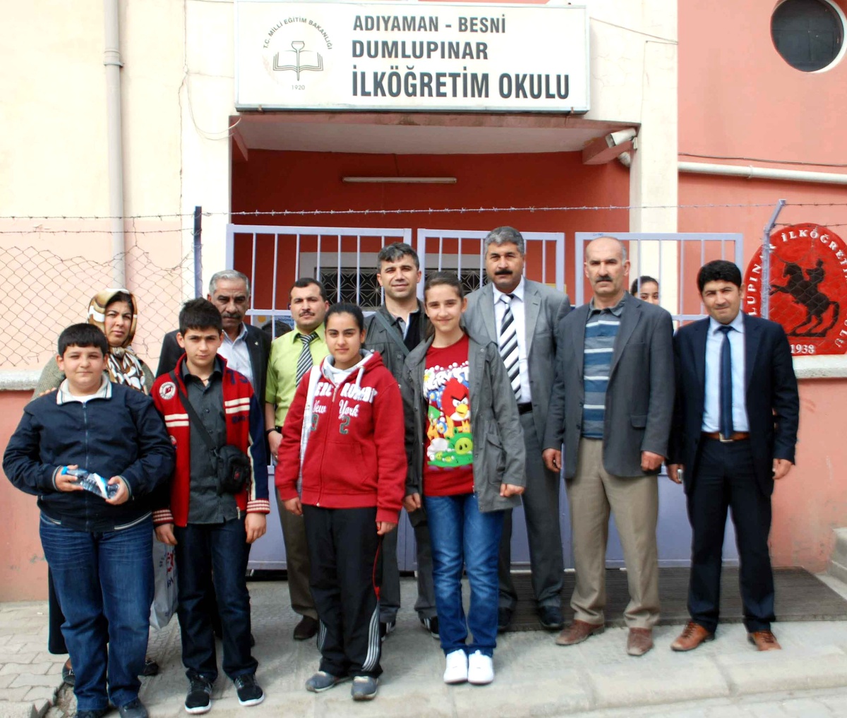 Besni Dumlupınar İ.ö.o Romanya\'ya Öğrenci Yolladı-
