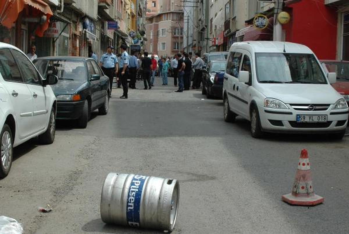 Birahanecilerin Silahlı Müşteri Kavgası: 4 Gözaltı