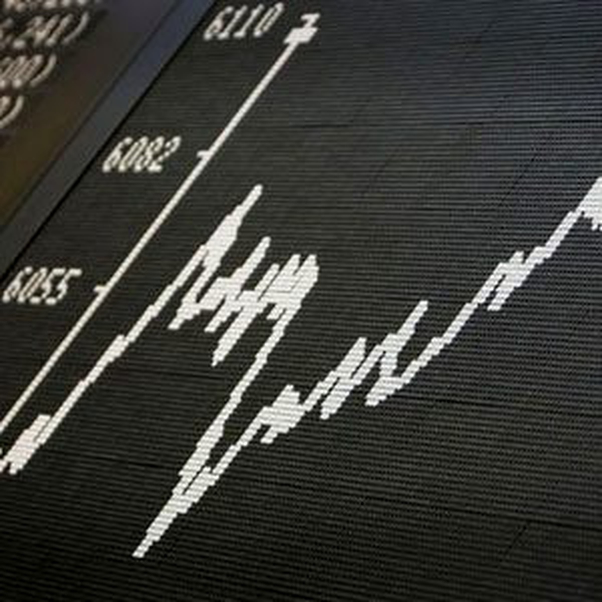Borsa Günün İlk Yarısında Yüzde 0,67 Değer Kazandı