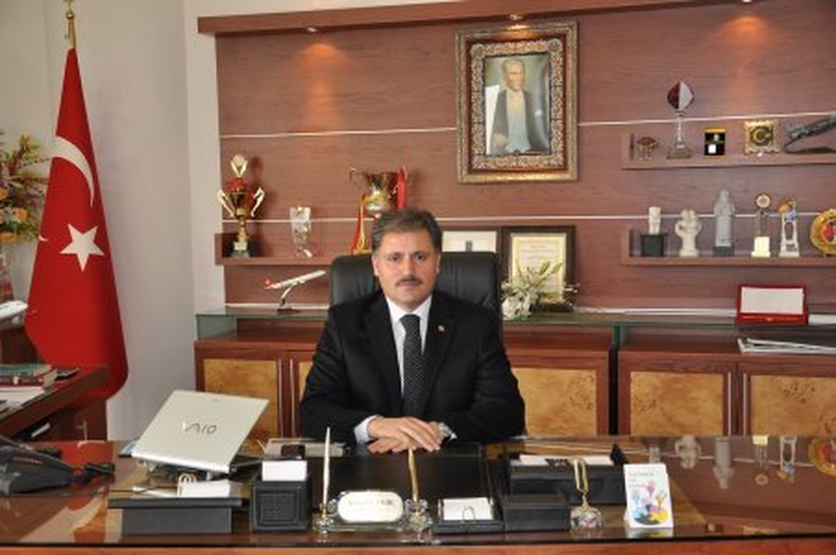 Çakır\'dan Anneler Günü Mesajı