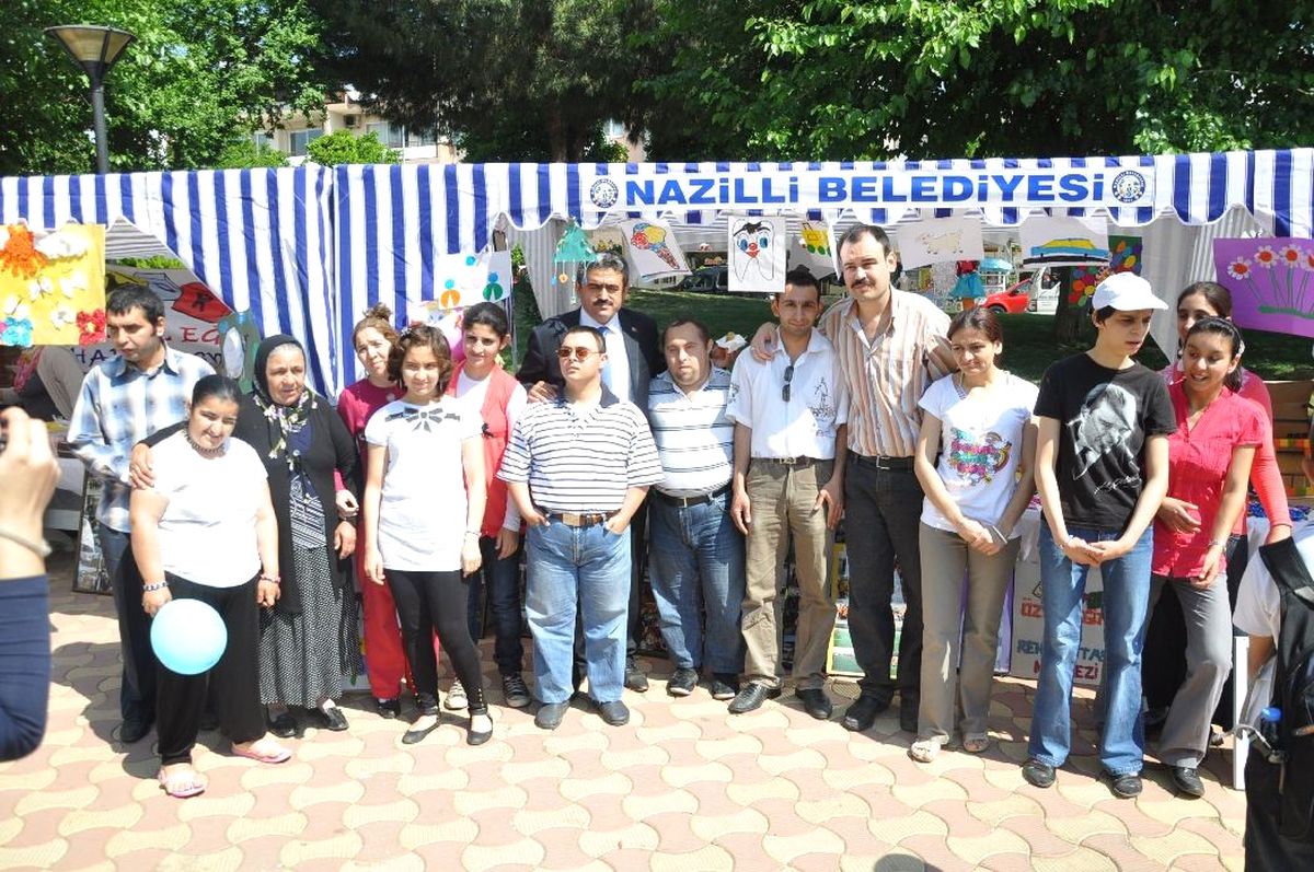 Engellilerden Kermes ve Yıl Sonu Sergisi
