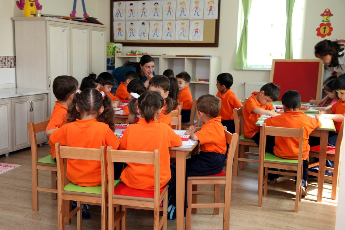 Eskişehir Büyükşehir Belediye Başkanı Büyükerşen Eğitim Projesiyle Yılın Büyükşehir Belediye...