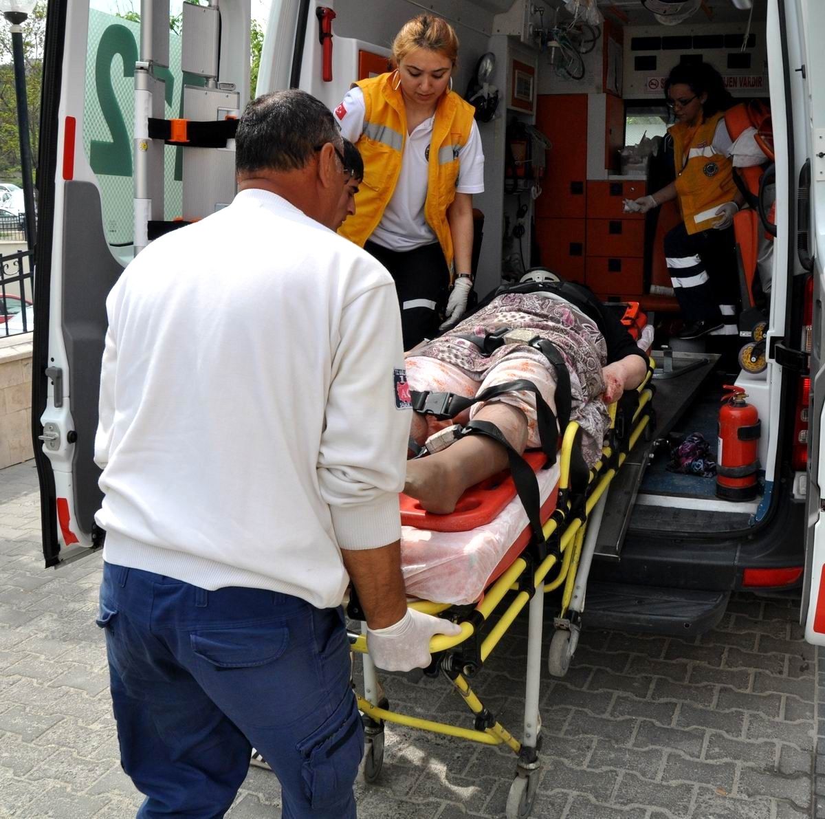 Eskişehir\'de Hastaneden Taburcu Edilen Kişi Yarım Saat Sonra Evinde Öldü