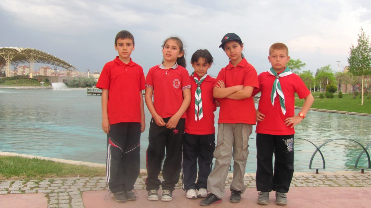 İlköğretim Okulu Öğrencilerinden Ankara Gezisi