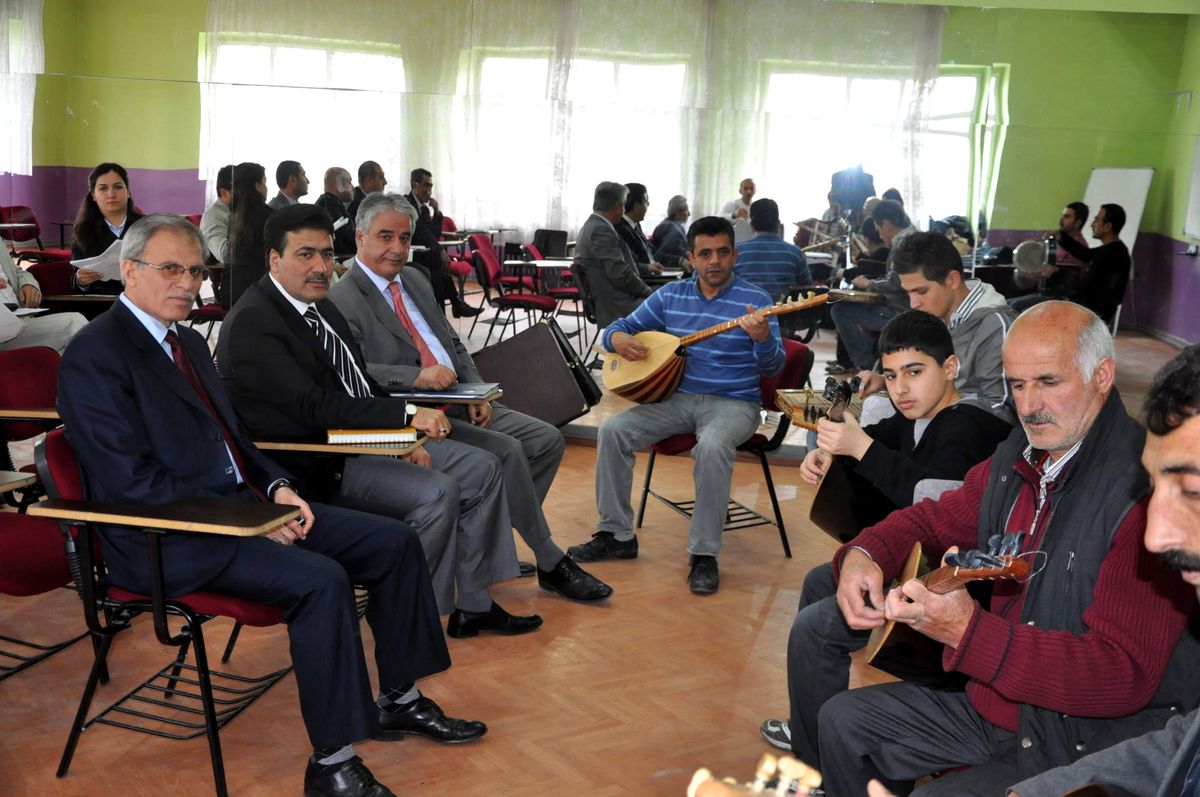 Kars\'ta Öğretmenler Korosu Oluşturuldu