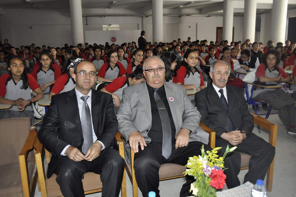 Milli Eğitim Müdürü İbrahim Ceylan Öğrencilerle Buluştu