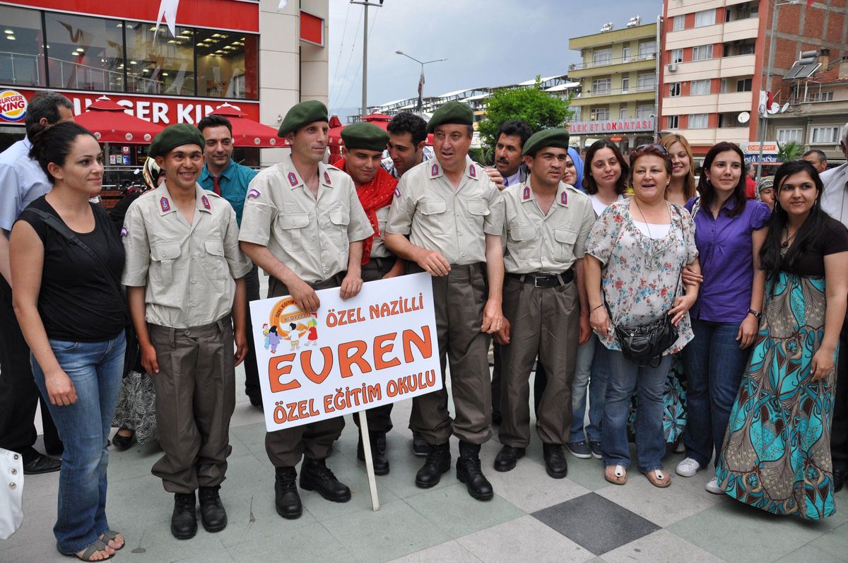 Nazilli\'de 5 Engelli 1 Günlüğüne Asker Oldu