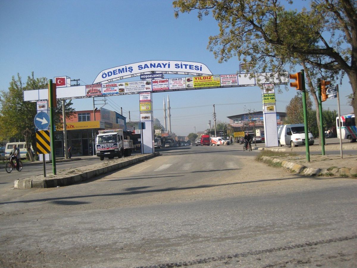 Ödemiş Belediyesi Sanayi Sitesinde Düzünleme Çalışmaları Yapacak