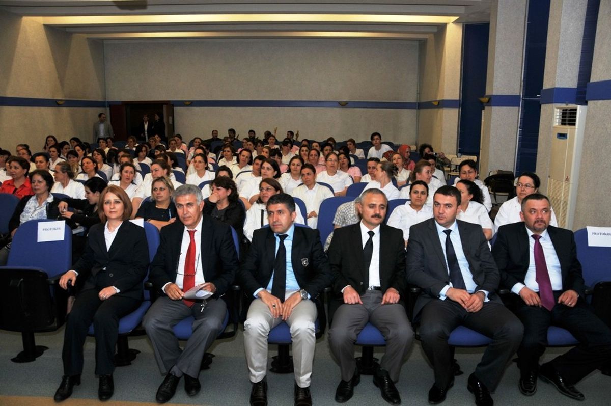 Omü\'de \'Hemşirelik Haftası\' Kutlaması