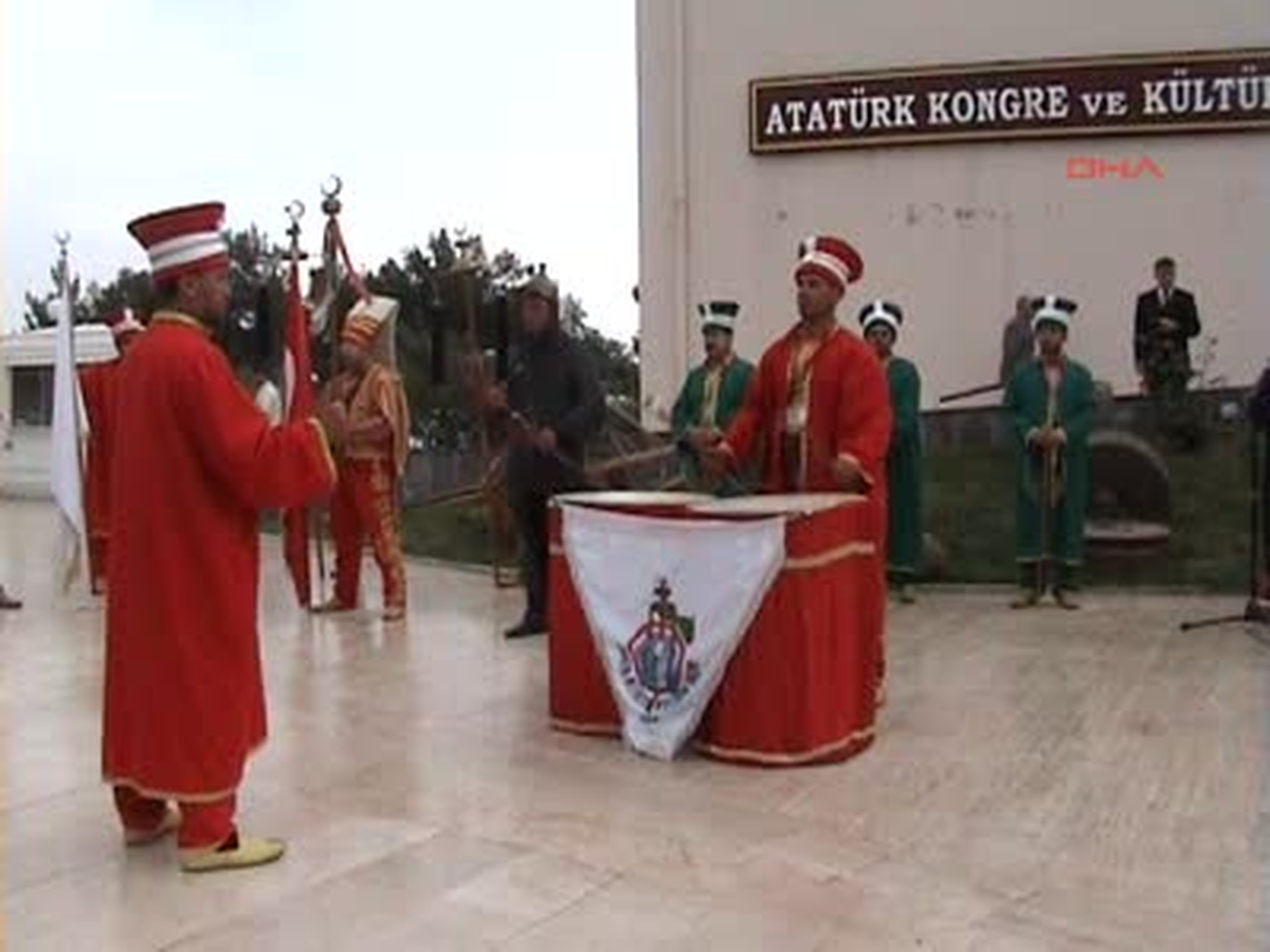 Omü\'de Mehterli Tıp Öğrenci Kongresi