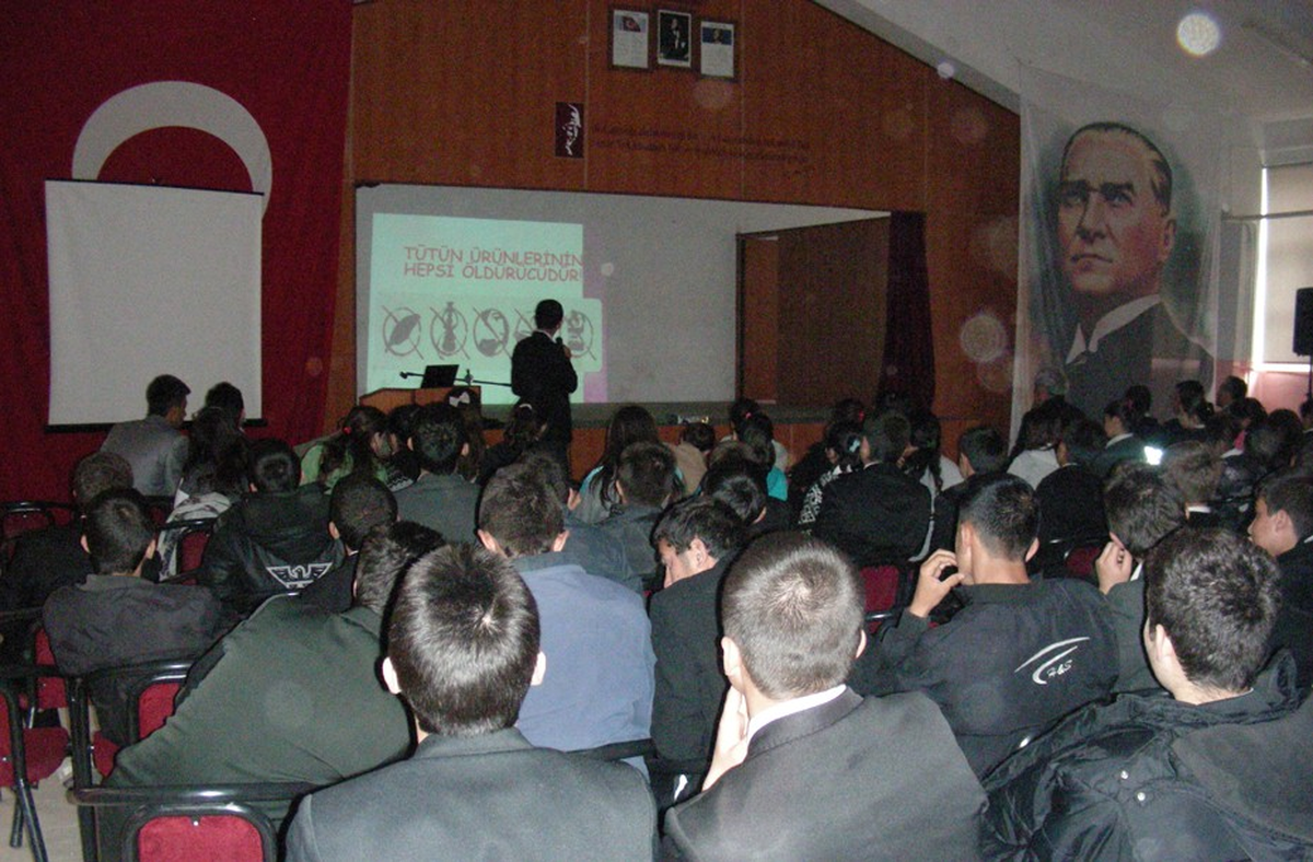 Pazarlar Çpl Öğrencilerine Madde Bağımlılığı ve Sigara Semineri